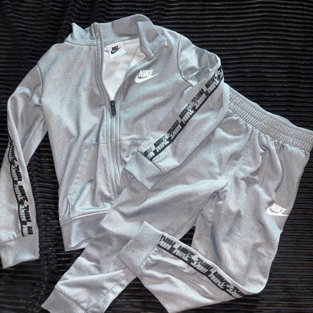 Nike Metallic Gray Tracksuit with Logo Accents